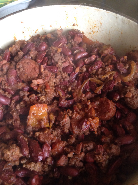 Chili con carne with chorizo